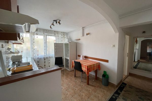 Apartament 3 camere de vanzare utilat mobilat Cornisa Targu Mures, Mures